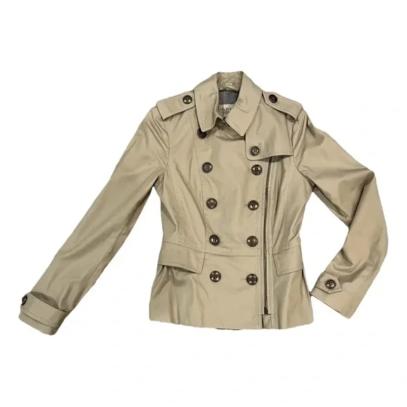 Burberry Women's Classic Tan Crop Trench - Picture 2 of 8
